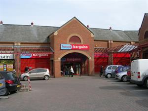 Home_bargains_-_Hope_Street_-_geograph.org.uk_-_1771072 (1)